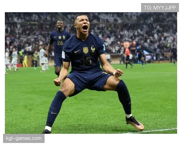 姆巴佩世界杯决赛上演帽子戏法,助法国队强势回暖 姆巴佩世界杯决赛上演帽子戏法,助法国队强势回暖