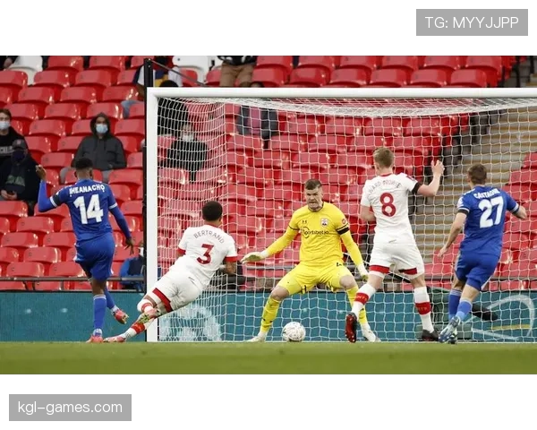 莱斯特城强势晋级联赛杯下一轮，延续亮眼表现