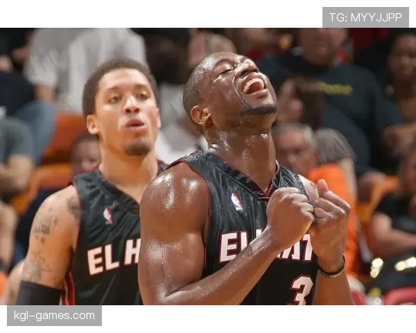 奥利弗·麦克伯恩本赛季表现稳健，助力球队中场竞争力增强