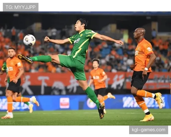 国安战术转型：双翼折损后控球体系承压，反击成阶段性求生选择